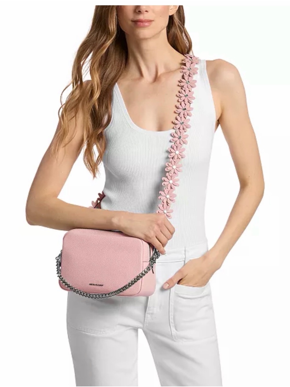 Michael Kors
Bryant Camera Medium Crossbody Handbag - Picture 5 of 7